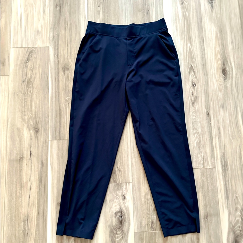 Athleta Brooklyn pants in Navy